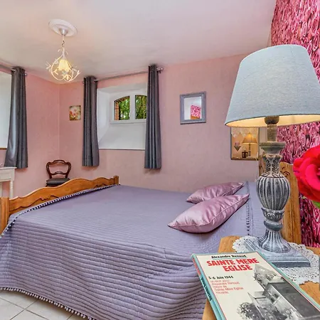 Manoir De Vauville Bed & Breakfast Fresville