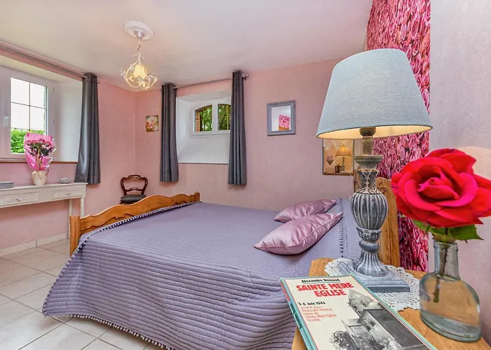 Manoir De Vauville Bed & Breakfast Fresville